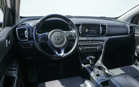 KIA Sportage IV рестайлинг, 2018 год, 2 229 000 рублей, 10 фотография