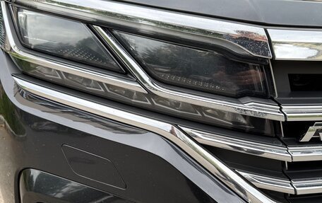 Volkswagen Touareg III, 2018 год, 5 500 000 рублей, 4 фотография