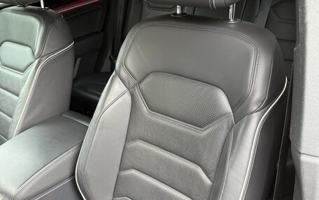 Volkswagen Touareg III, 2018 год, 5 500 000 рублей, 13 фотография