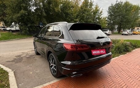 Volkswagen Touareg III, 2018 год, 5 500 000 рублей, 6 фотография