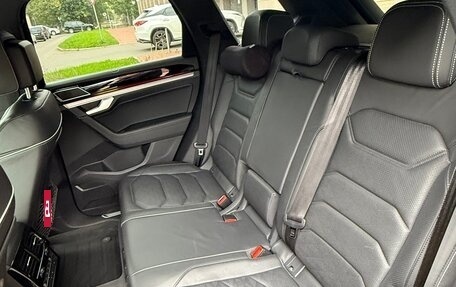 Volkswagen Touareg III, 2018 год, 5 500 000 рублей, 15 фотография