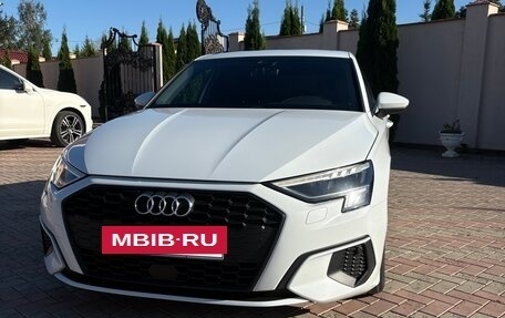 Audi A3, 2021 год, 2 380 000 рублей, 2 фотография