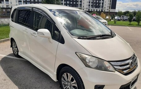 Honda Freed I, 2012 год, 1 080 000 рублей, 4 фотография