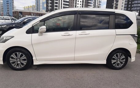 Honda Freed I, 2012 год, 1 080 000 рублей, 8 фотография