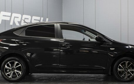 Hyundai Solaris II рестайлинг, 2017 год, 1 180 000 рублей, 5 фотография