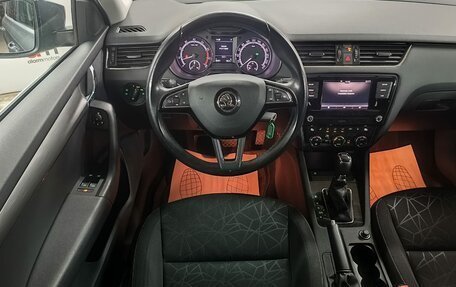 Skoda Octavia, 2019 год, 1 899 000 рублей, 11 фотография