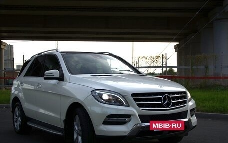 Mercedes-Benz M-Класс, 2013 год, 2 650 000 рублей, 3 фотография