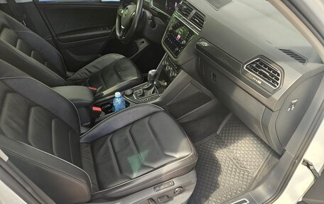 Volkswagen Tiguan II, 2019 год, 3 150 000 рублей, 10 фотография