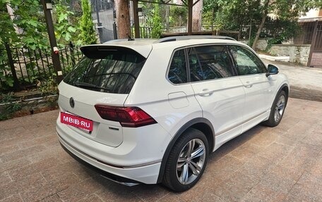 Volkswagen Tiguan II, 2019 год, 3 150 000 рублей, 4 фотография