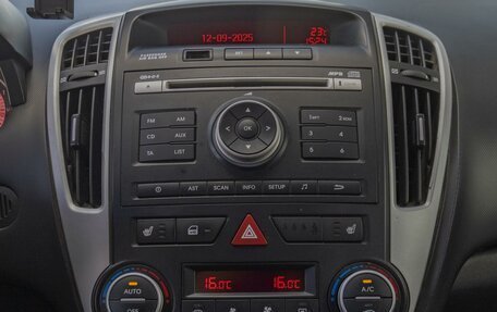 KIA cee'd I рестайлинг, 2012 год, 990 000 рублей, 16 фотография