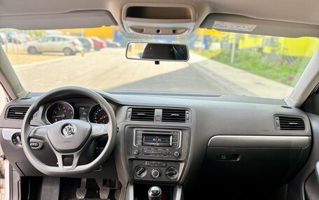 Volkswagen Jetta VI, 2015 год, 999 999 рублей, 10 фотография