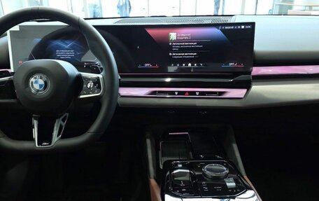 BMW 5 серия, 2025 год, 8 800 000 рублей, 12 фотография