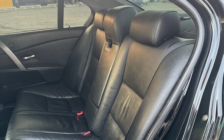 BMW 5 серия, 2004 год, 1 000 000 рублей, 12 фотография