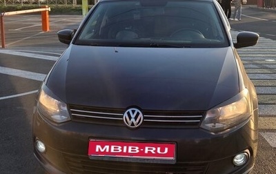 Volkswagen Polo VI (EU Market), 2011 год, 700 000 рублей, 1 фотография