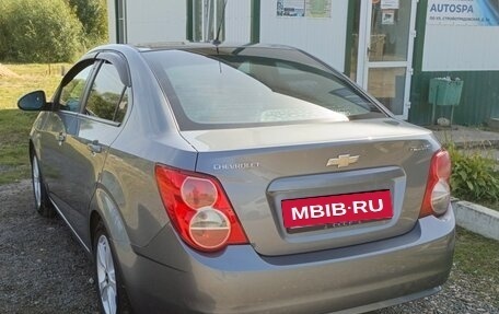 Chevrolet Aveo III, 2013 год, 580 000 рублей, 3 фотография