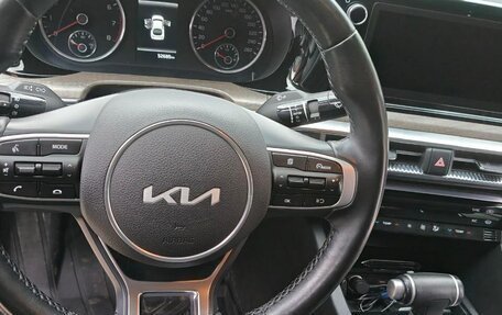 KIA K5, 2022 год, 2 750 000 рублей, 11 фотография