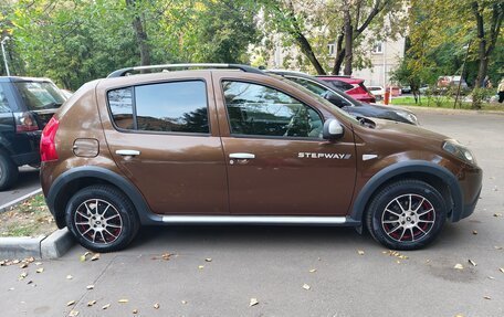 Renault Sandero I, 2013 год, 670 000 рублей, 3 фотография