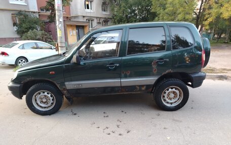 Chevrolet Niva I рестайлинг, 2004 год, 170 000 рублей, 4 фотография