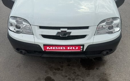 Chevrolet Niva I рестайлинг, 2014 год, 950 000 рублей, 6 фотография