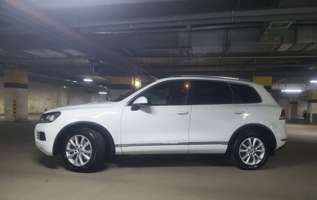 Volkswagen Touareg III, 2013 год, 2 100 000 рублей, 2 фотография
