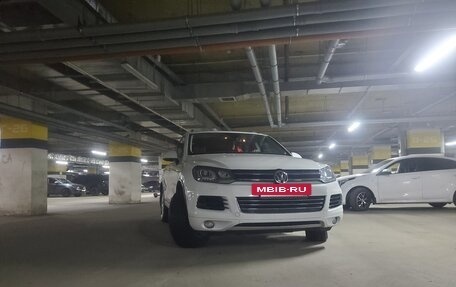 Volkswagen Touareg III, 2013 год, 2 100 000 рублей, 8 фотография