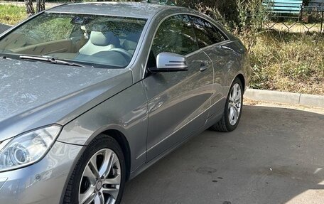 Mercedes-Benz E-Класс, 2011 год, 1 600 000 рублей, 3 фотография