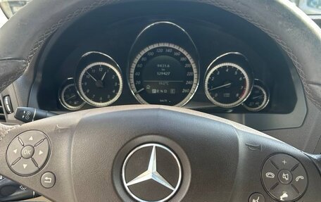 Mercedes-Benz E-Класс, 2011 год, 1 600 000 рублей, 15 фотография