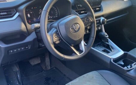 Toyota RAV4, 2024 год, 3 540 000 рублей, 12 фотография