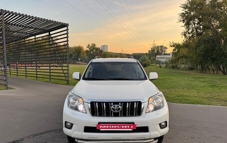 Toyota Land Cruiser Prado 150 рестайлинг 2, 2010 год, 2 500 000 рублей, 2 фотография