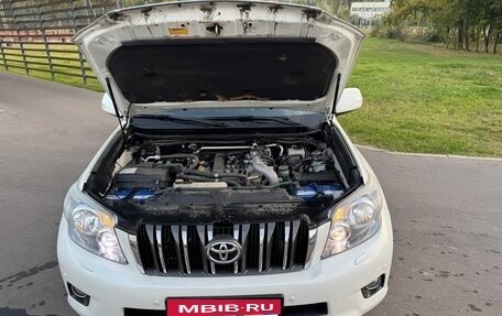 Toyota Land Cruiser Prado 150 рестайлинг 2, 2010 год, 2 500 000 рублей, 3 фотография