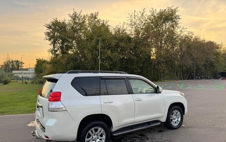 Toyota Land Cruiser Prado 150 рестайлинг 2, 2010 год, 2 500 000 рублей, 8 фотография