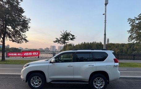Toyota Land Cruiser Prado 150 рестайлинг 2, 2010 год, 2 500 000 рублей, 26 фотография