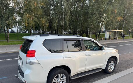 Toyota Land Cruiser Prado 150 рестайлинг 2, 2010 год, 2 500 000 рублей, 34 фотография