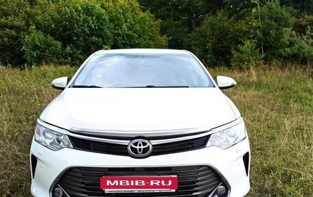 Toyota Camry, 2015 год, 1 450 000 рублей, 3 фотография
