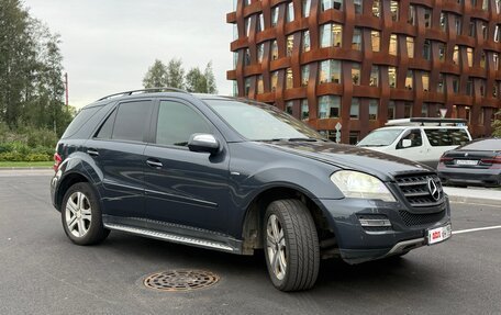 Mercedes-Benz M-Класс, 2010 год, 1 520 000 рублей, 3 фотография