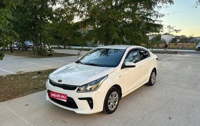 KIA Rio IV, 2018 год, 865 000 рублей, 1 фотография