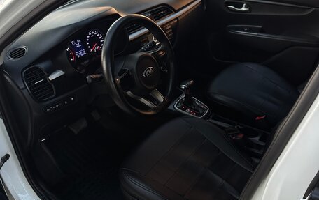 KIA Rio IV, 2018 год, 865 000 рублей, 13 фотография