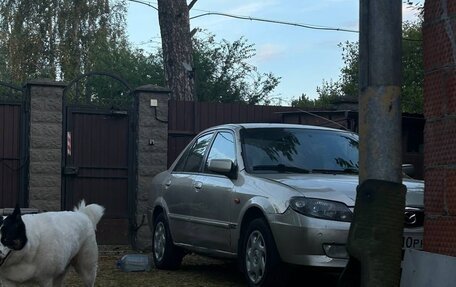 Mazda 323, 2002 год, 130 000 рублей, 1 фотография