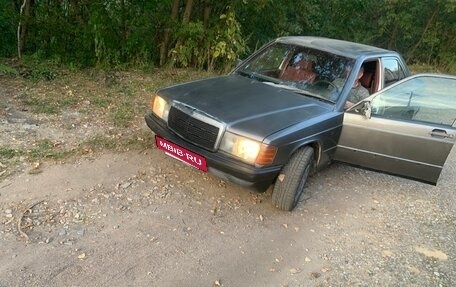 Mercedes-Benz 190 (W201), 1988 год, 260 000 рублей, 3 фотография