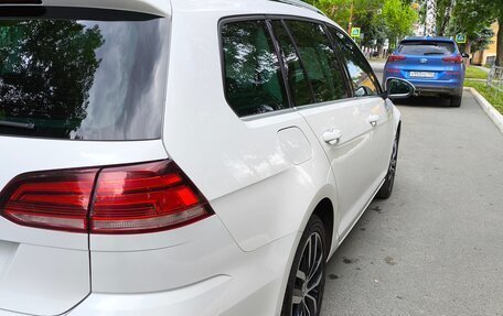 Volkswagen Golf VII, 2019 год, 1 570 000 рублей, 14 фотография