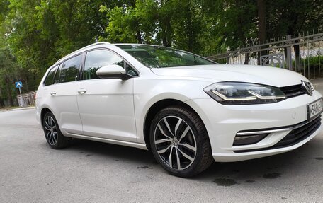 Volkswagen Golf VII, 2019 год, 1 570 000 рублей, 11 фотография
