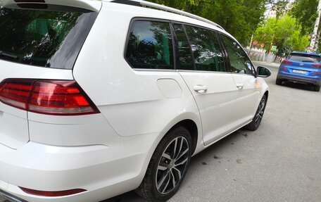 Volkswagen Golf VII, 2019 год, 1 570 000 рублей, 15 фотография