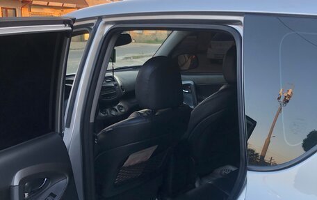 Toyota RAV4, 2010 год, 1 190 000 рублей, 6 фотография