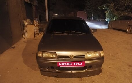 Nissan Primera II рестайлинг, 1992 год, 155 000 рублей, 7 фотография