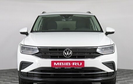 Volkswagen Tiguan II, 2020 год, 2 629 000 рублей, 2 фотография