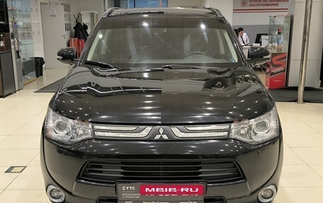 Mitsubishi Outlander III рестайлинг 3, 2012 год, 1 099 000 рублей, 6 фотография