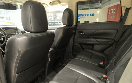 Mitsubishi Outlander III рестайлинг 3, 2012 год, 1 099 000 рублей, 16 фотография