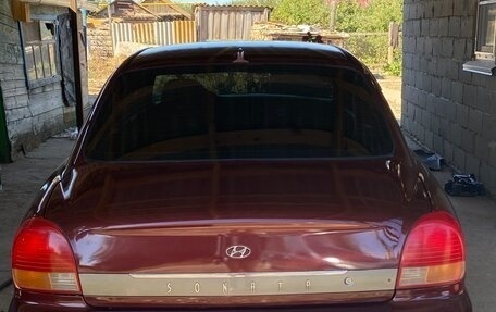 Hyundai Sonata IV рестайлинг, 1998 год, 350 000 рублей, 3 фотография