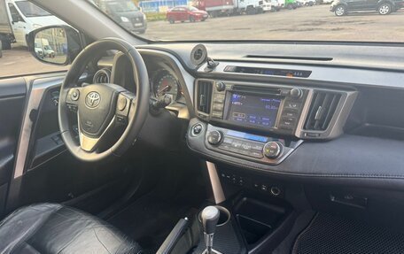 Toyota RAV4, 2012 год, 1 175 000 рублей, 23 фотография