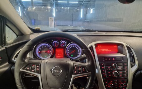 Opel Astra J, 2011 год, 780 000 рублей, 10 фотография